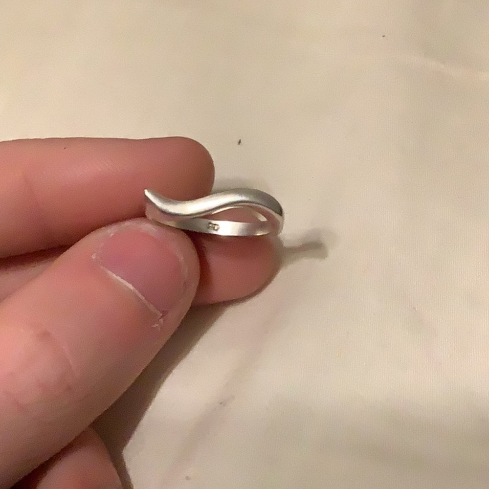Ring stamped with pd